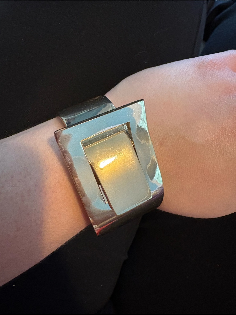 Light gold colored latch Bracelet
